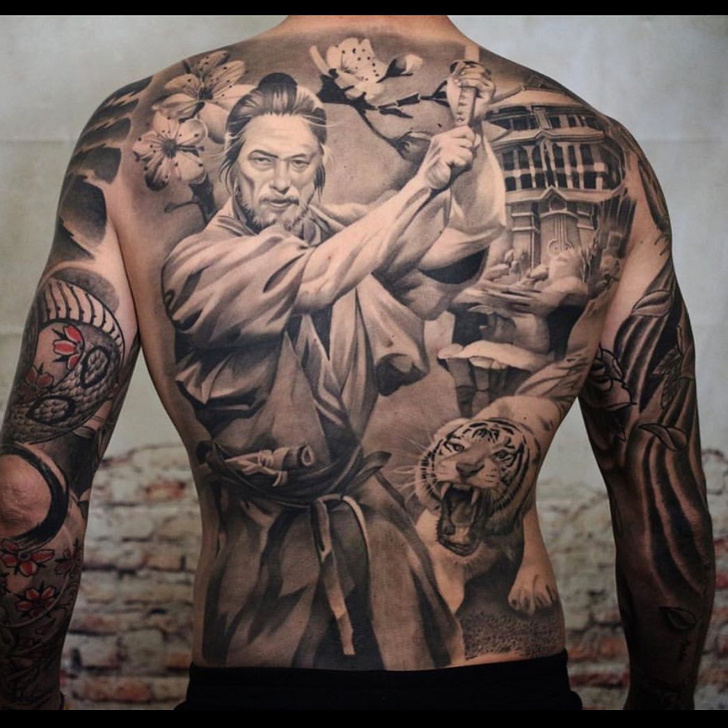 144 Unikali samurajų tatuiruotė