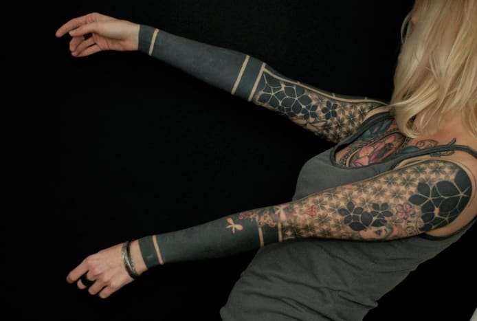 rašalinė mag, tatuiruočių įkvėpimas, tatuiruočių menas, tatuiruočių dizainas, moteriškos rankovės, rankovių tatuiruotė, tatuiruočių meistras