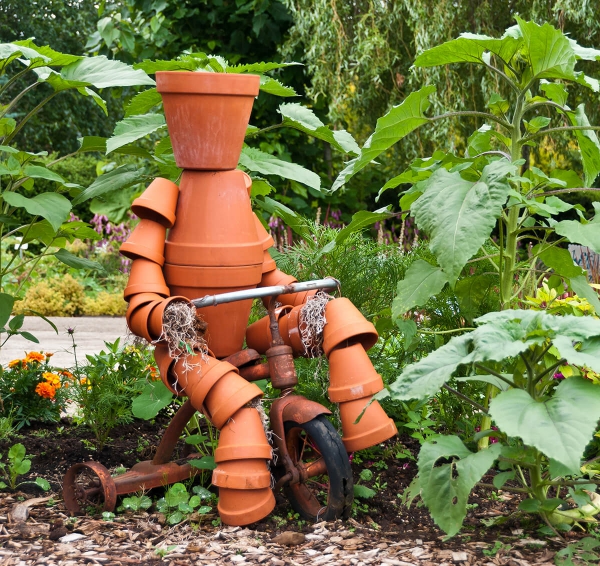 Håndverk med leirgryter - 40 kreative ideer og veldig enkle instruksjoner gartendeko minimal morsom hannesykkel