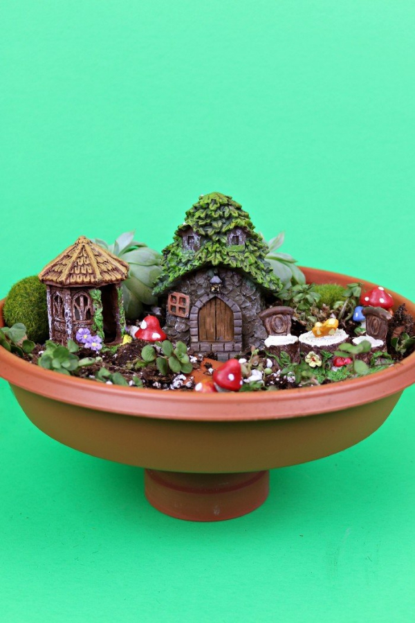 Håndverk med leirgryter - 40 kreative ideer og veldig enkle instruksjoner fairy garden elfengarten deko ideer